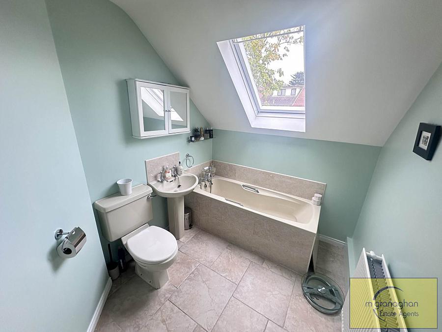 Apt 3 Ormonde Park