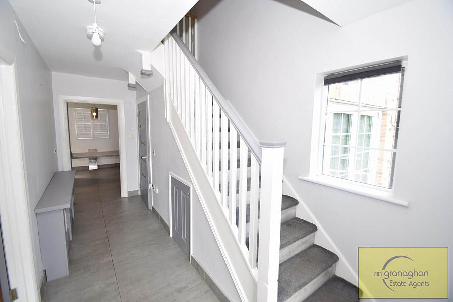 5 Mount Eagles Grove