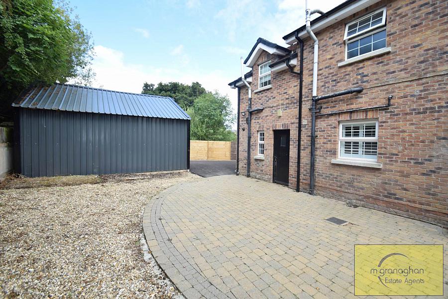 5 Mount Eagles Grove
