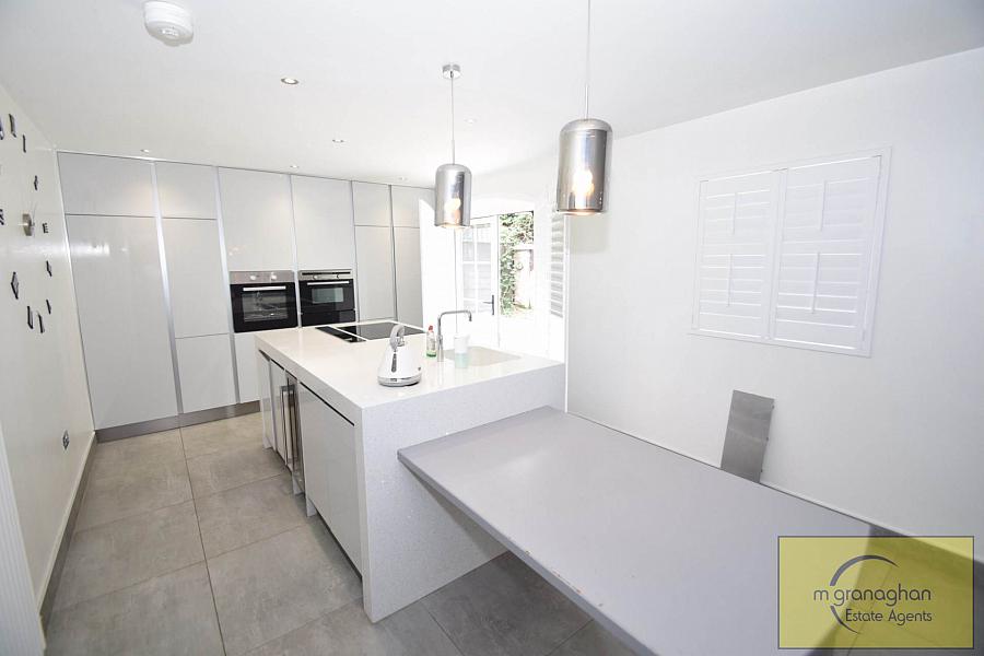 5 Mount Eagles Grove