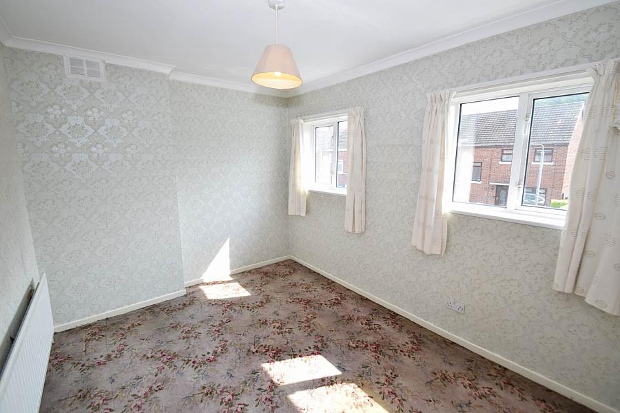 35 Creeve Walk