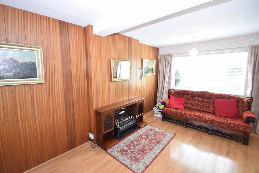 35 Creeve Walk
