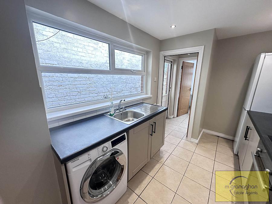 11 Fortwilliam Parade