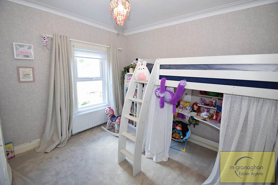 20 Knutsford Drive 20 Knutsford Drive