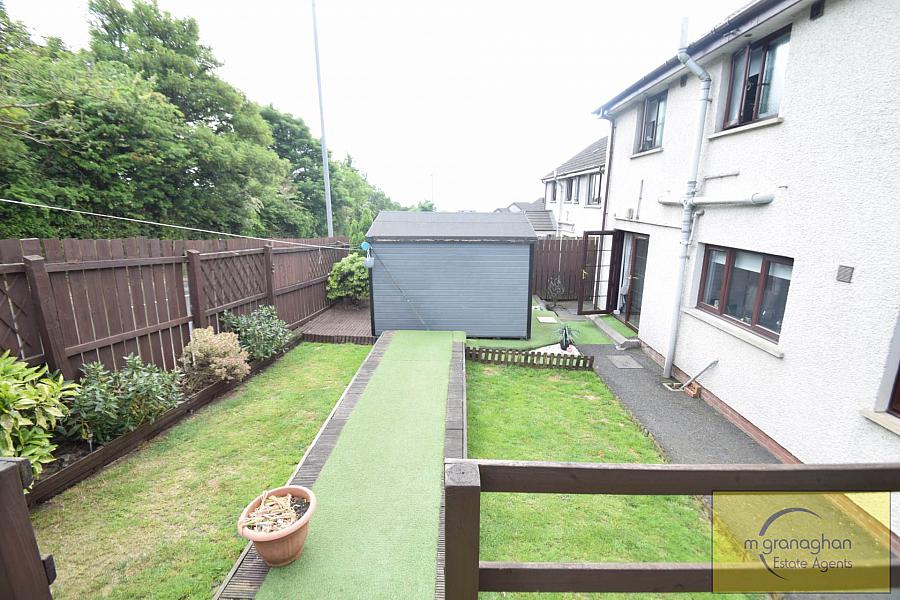 17a Hawthorn Hill