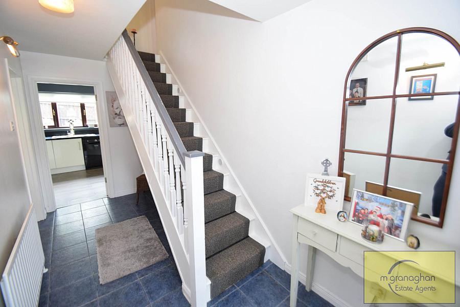 17a Hawthorn Hill