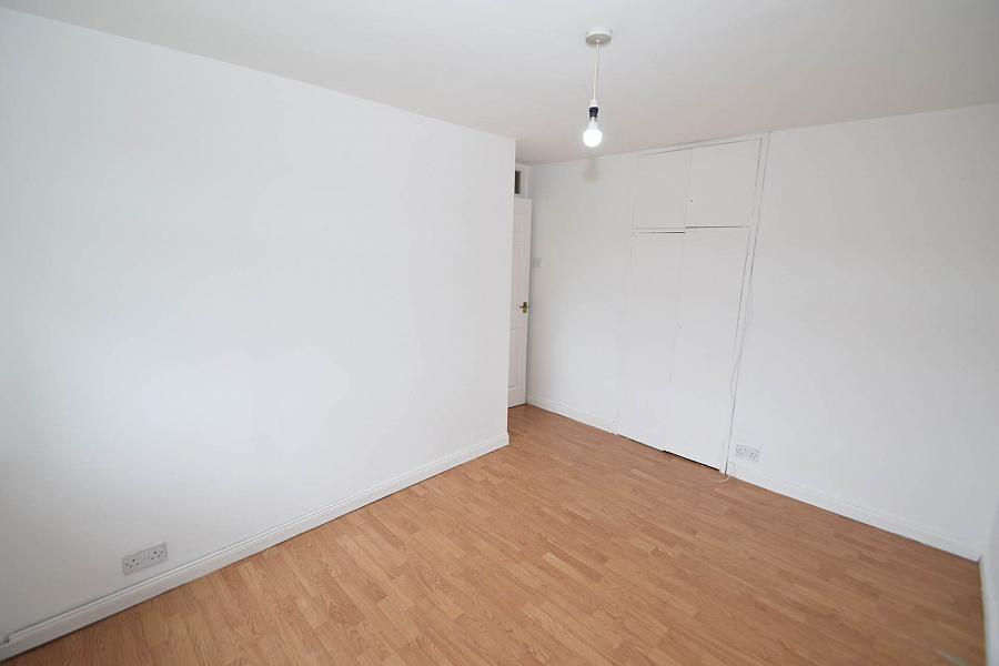 24 Gardenmore Road