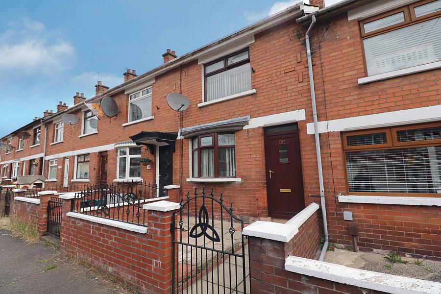 37 Beechmount Crescent,falls road, belfast, BT12 7NJ