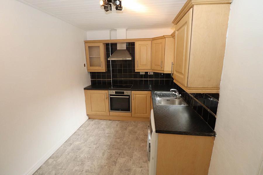37 Beechmount Crescent