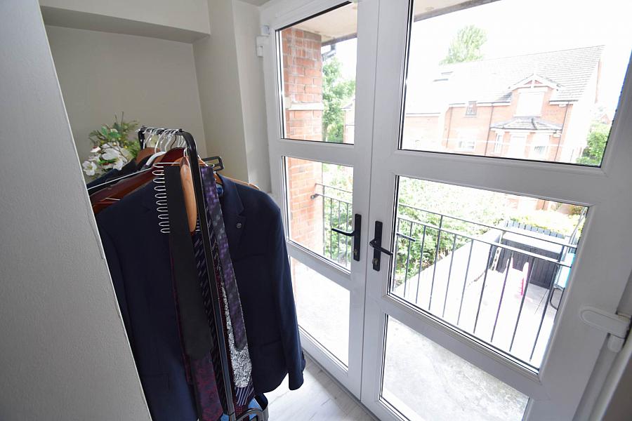1b Fruithill Park
