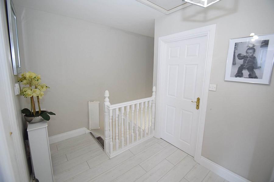 1b Fruithill Park
