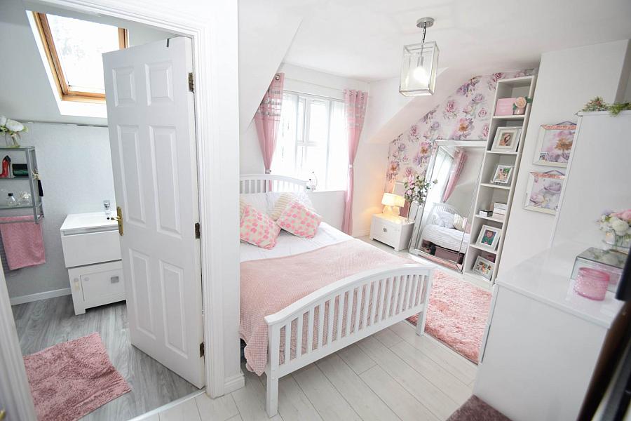 1b Fruithill Park