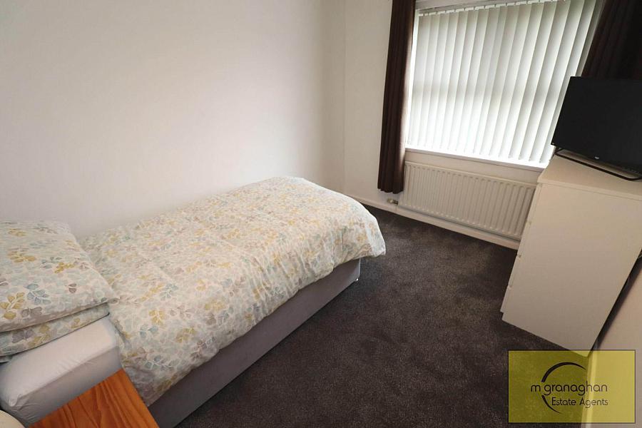 19 Tullymore Gardens