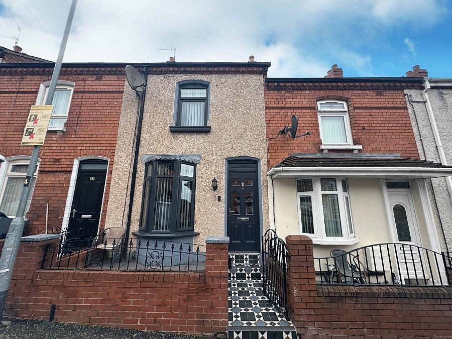 37 Rockmore Road, Falls Road, Belfast, BT12 7PD