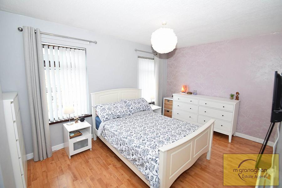 10 Ardoyne Place