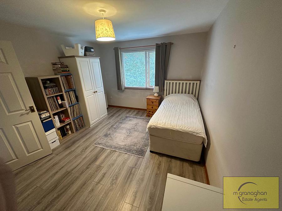 Apartment 2 Meadowhill