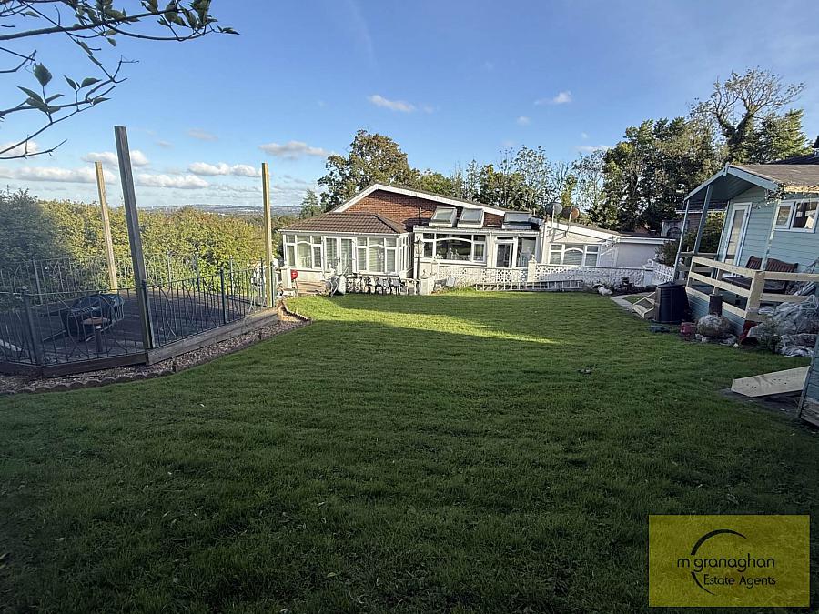 10 Glengoland Park