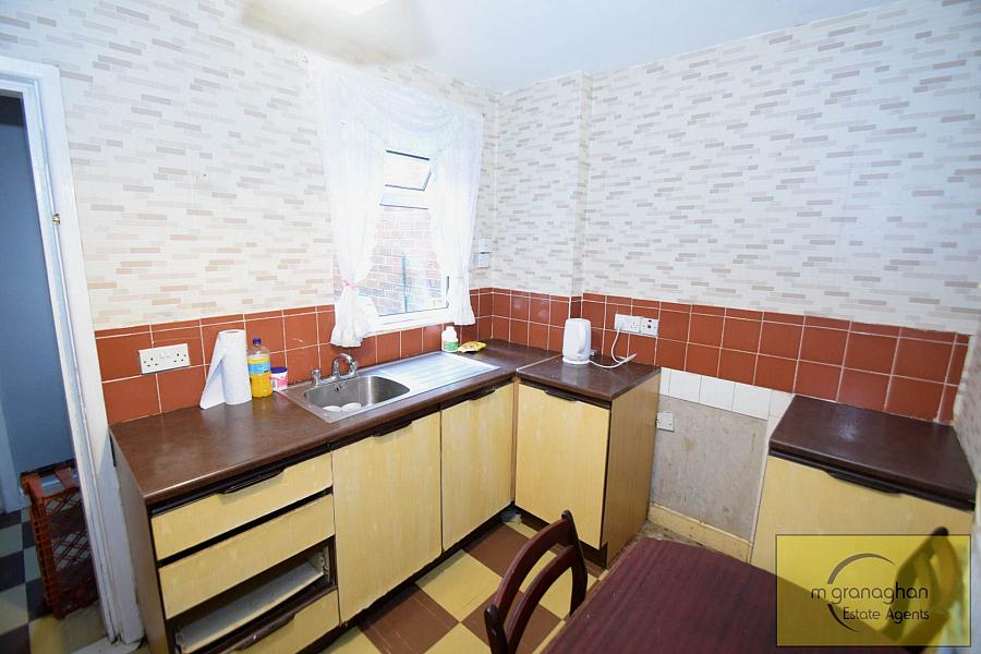 92 Beechmount Parade