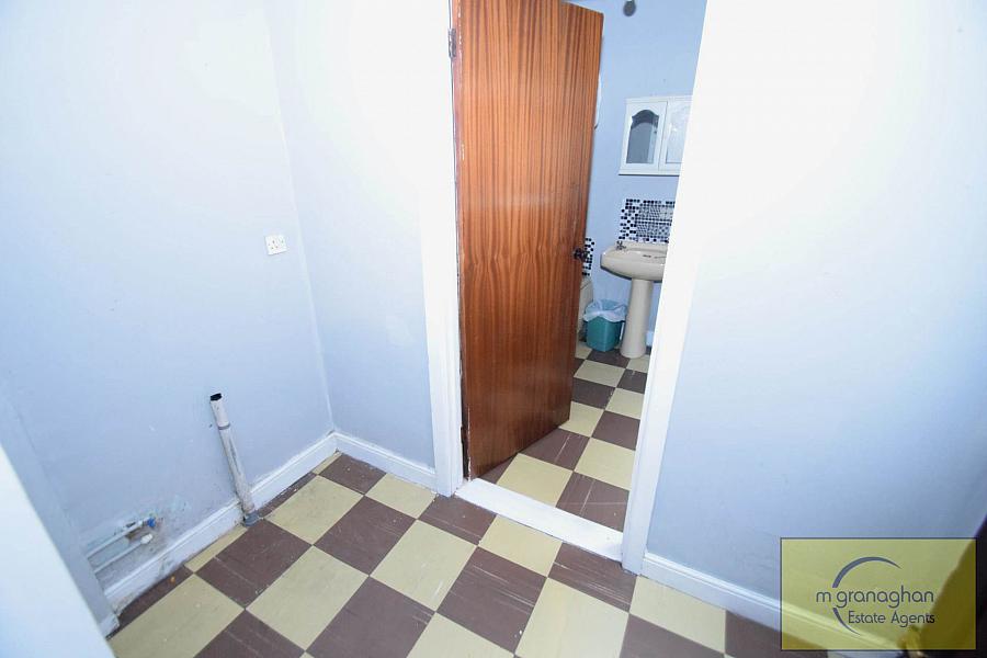 92 Beechmount Parade