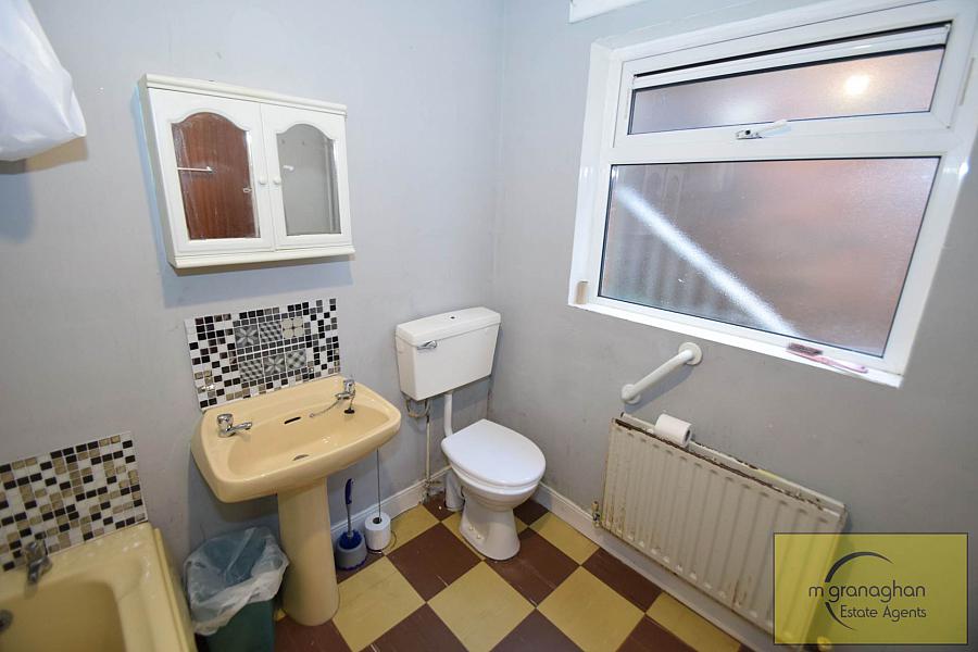 92 Beechmount Parade