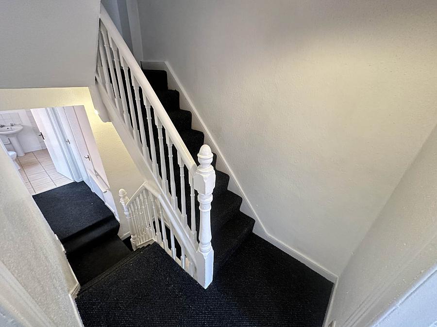 16 Nansen Street