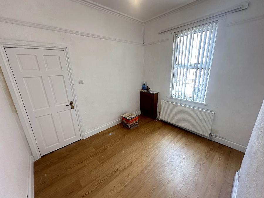 16 Nansen Street