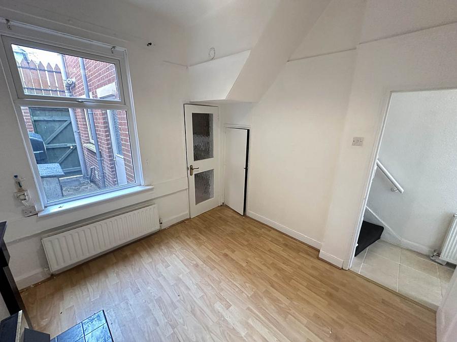 16 Nansen Street