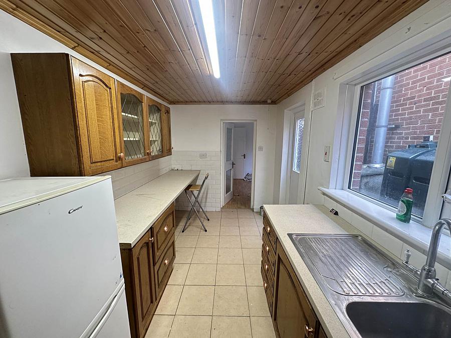 16 Nansen Street