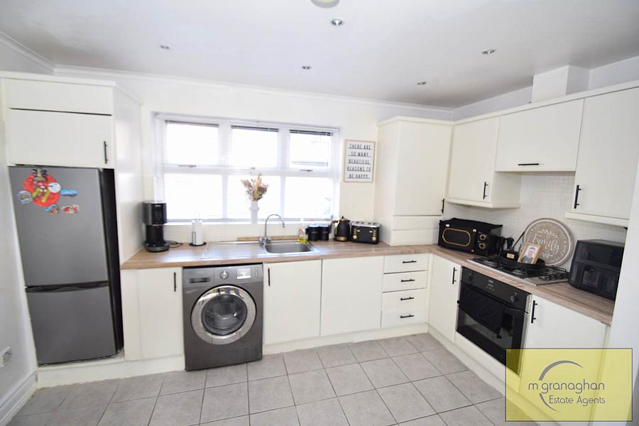 Apt 1 Rath Mor Stewartstown Road