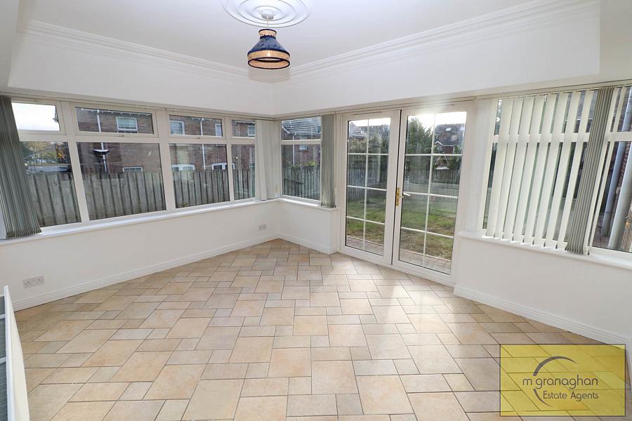 20 Mount Eagles Park