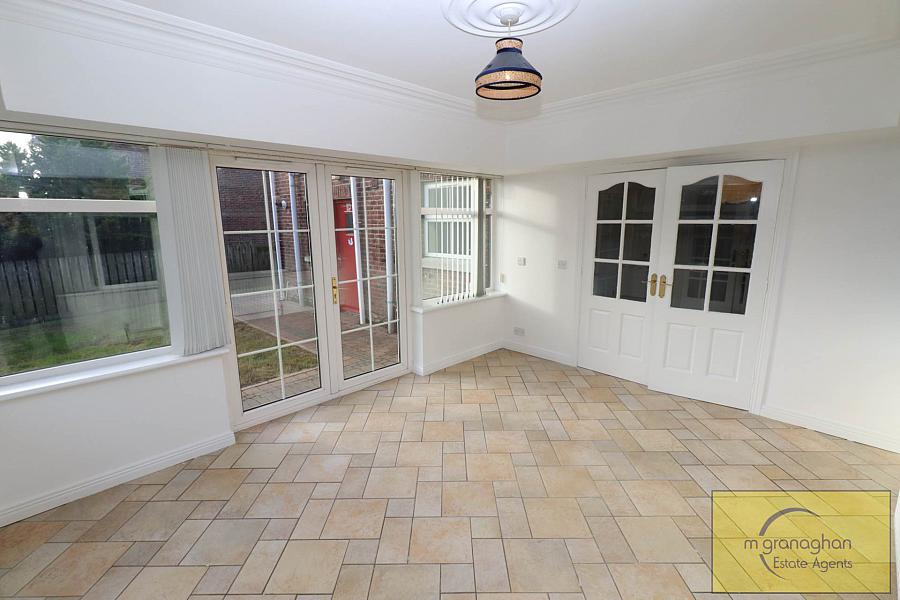 20 Mount Eagles Park