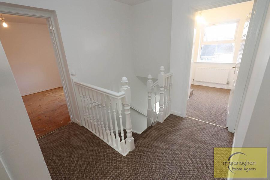20 Mount Eagles Park
