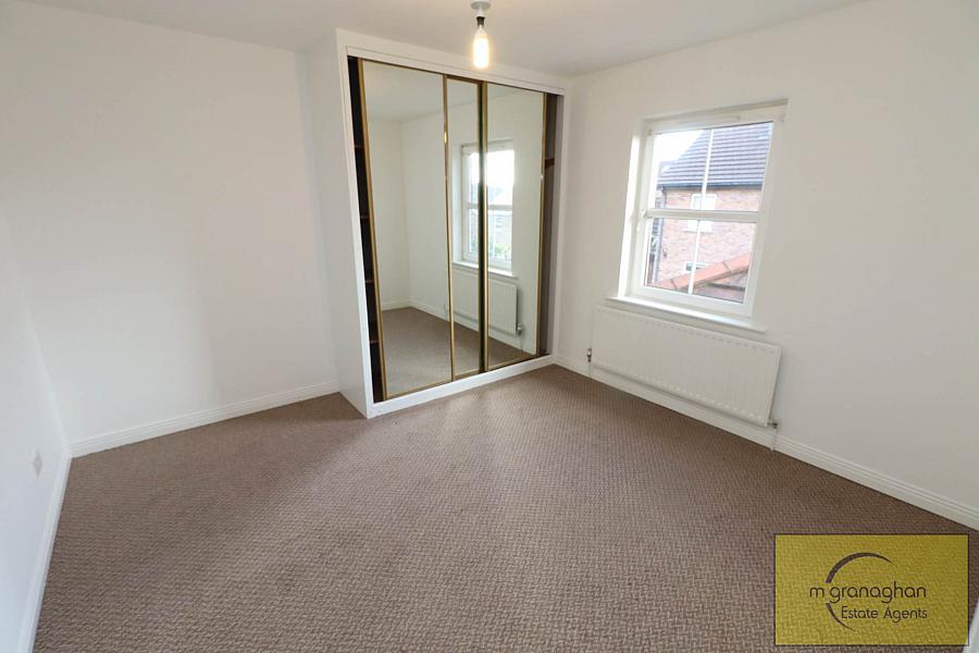 20 Mount Eagles Park