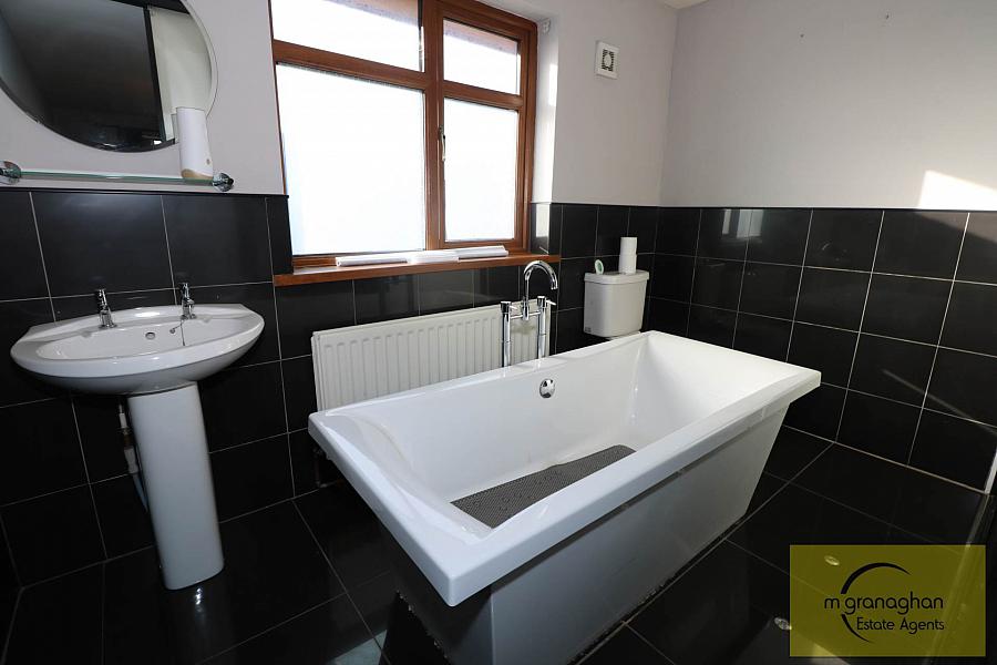 18 Lagmore Grove 18 Lagmore Grove