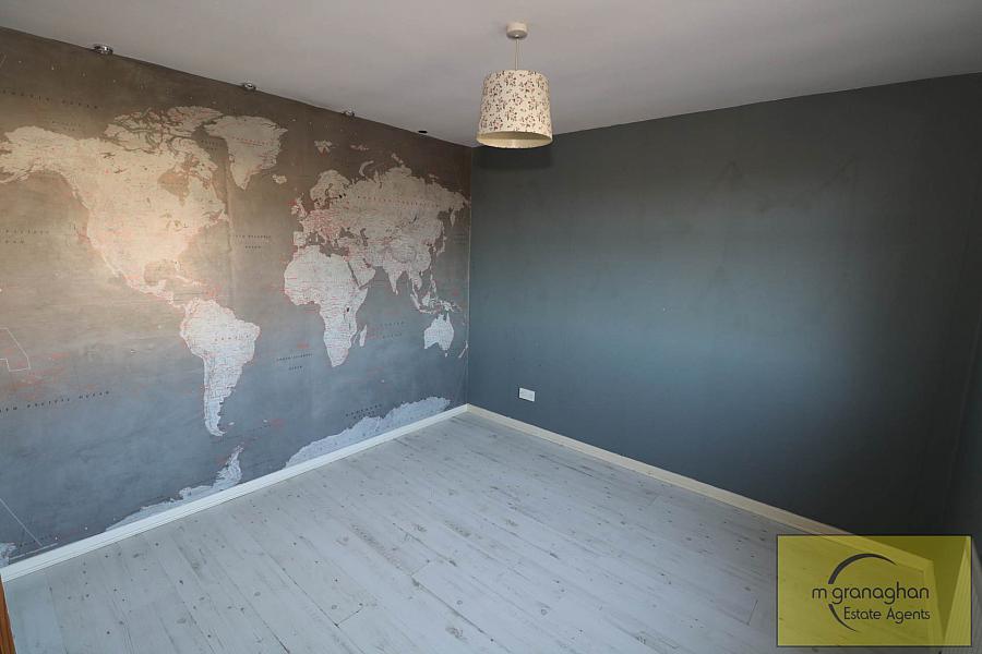18 Lagmore Grove 18 Lagmore Grove