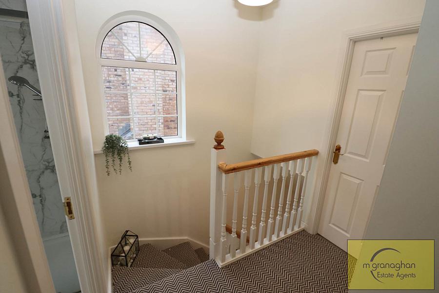 4 Mount Eagles Lane