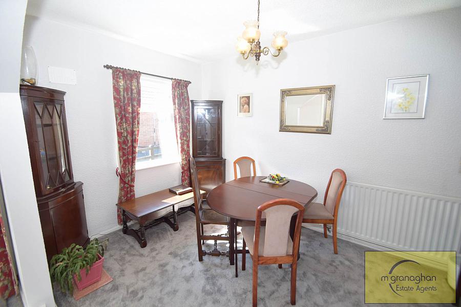 32 Killeaton Crescent 32 Killeaton Crescent