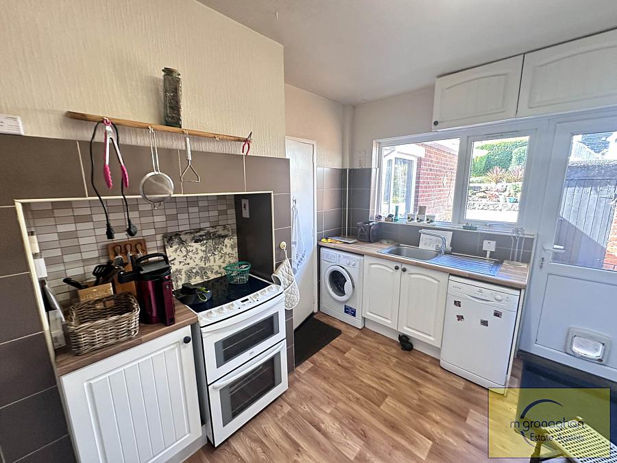 32 Killeaton Crescent 32 Killeaton Crescent