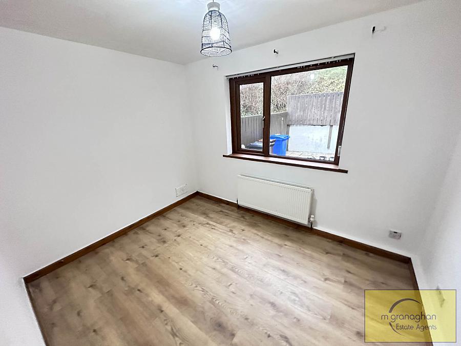 19 Meadowhill Grange