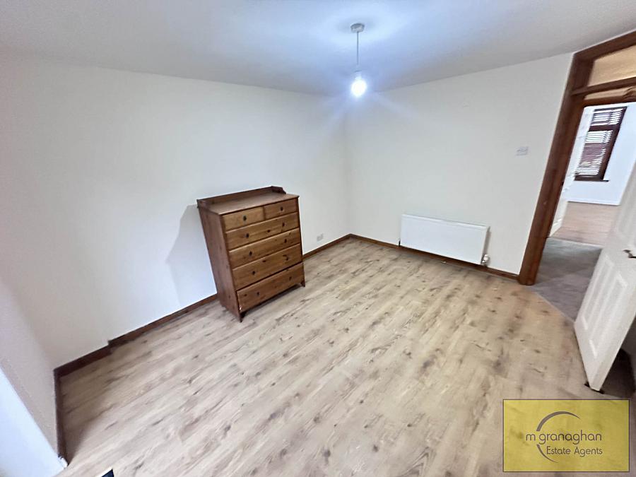 19 Meadowhill Grange