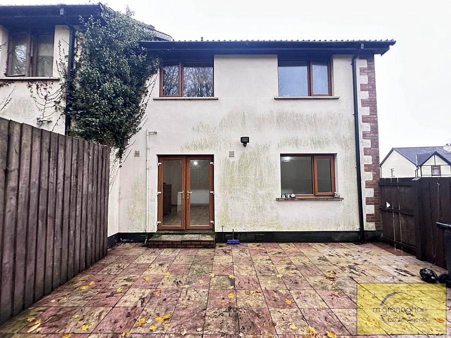 19 Meadowhill Grange