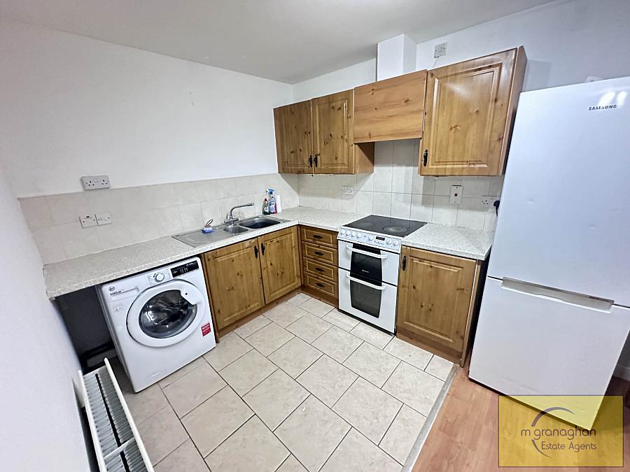 19 Meadowhill Grange