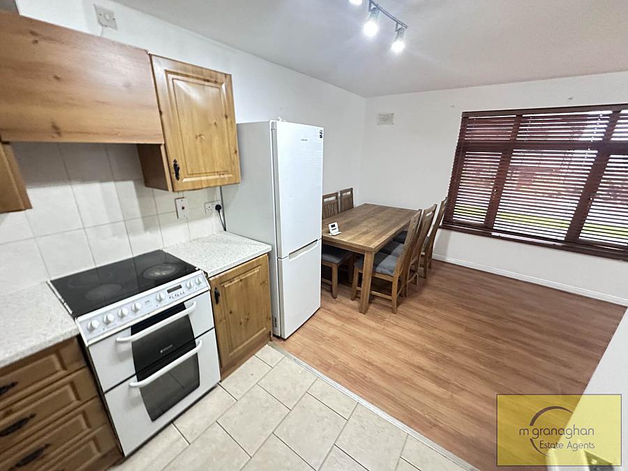 19 Meadowhill Grange