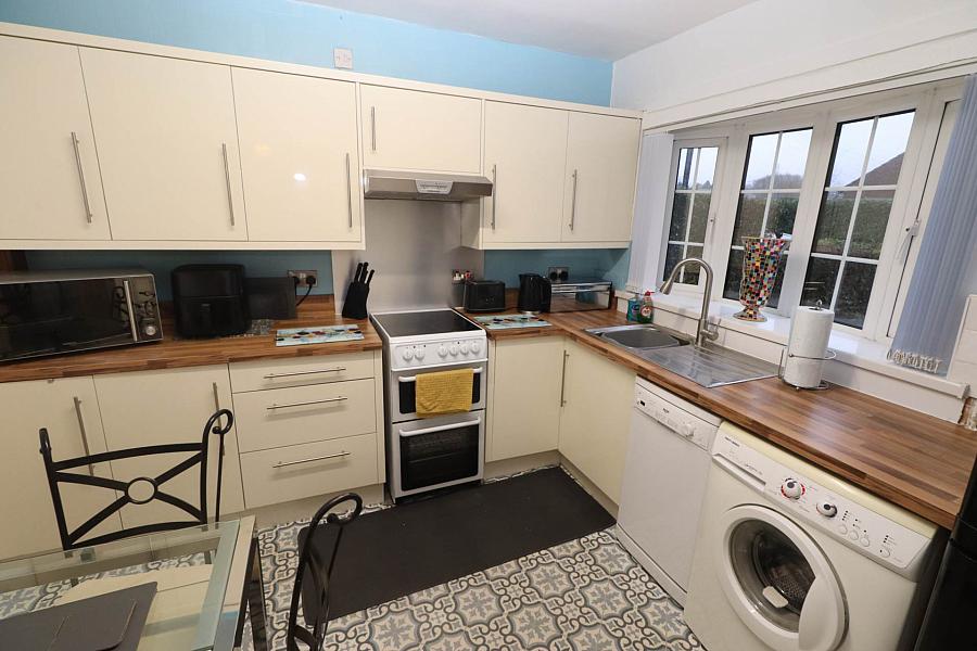 71 Riverdale Gardens