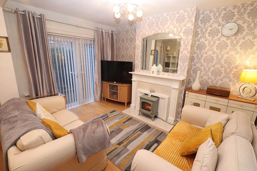 71 Riverdale Gardens