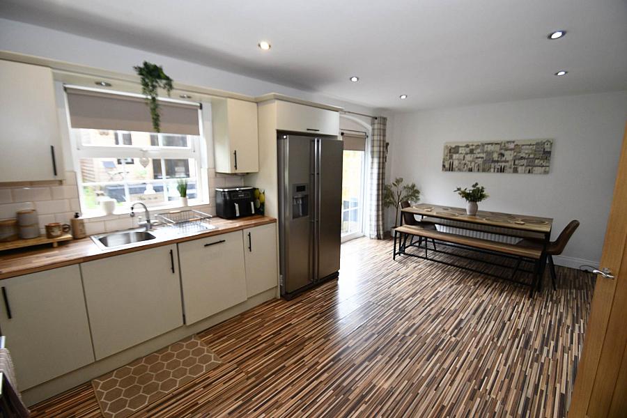 123 Mount Eagles Avenue