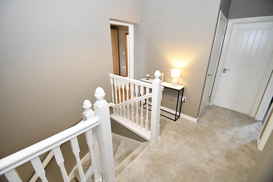 123 Mount Eagles Avenue