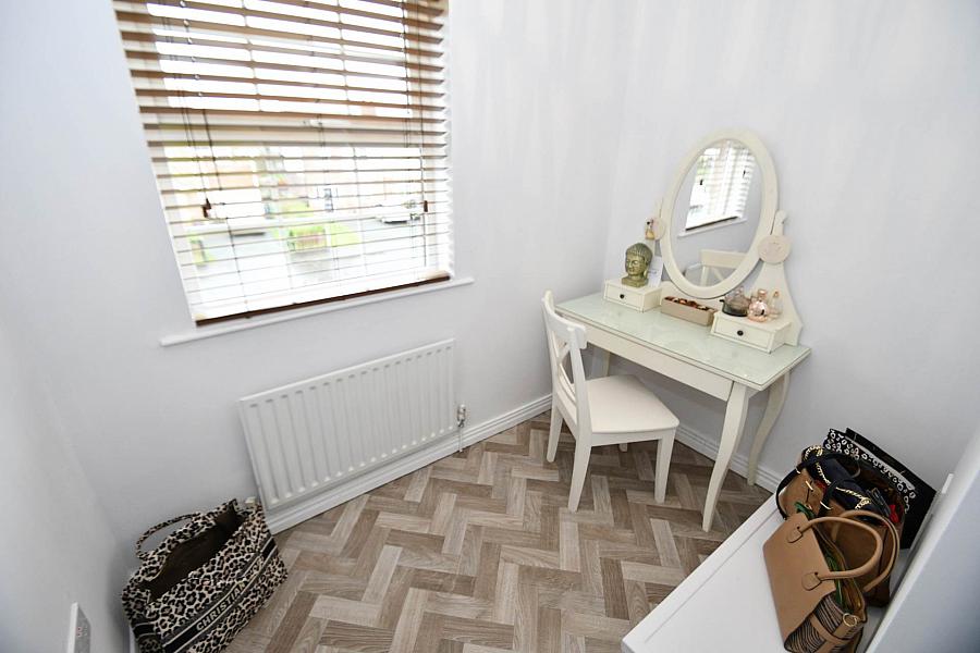 123 Mount Eagles Avenue