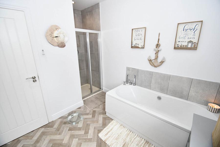 123 Mount Eagles Avenue