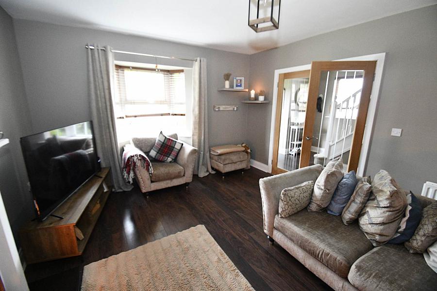 123 Mount Eagles Avenue